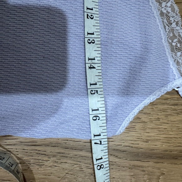 Madhappy Textured Lavender Lace tank women’s large $70 - Picture 8 of 9